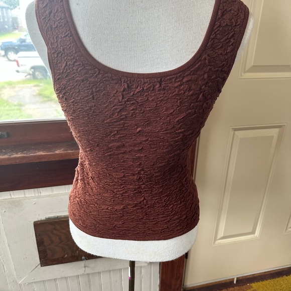 Natural Life Textured Tank Top - Picture 2 of 4